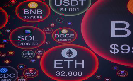 Portfel foreksowy na maj: Eksperci znów zwracają się w stronę rynku kryptowalut