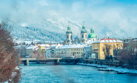 Innsbruck to centrum sportów zimowych w austriackich Alpach. Tu odbyły się zimowe igrzyska olimpijsk