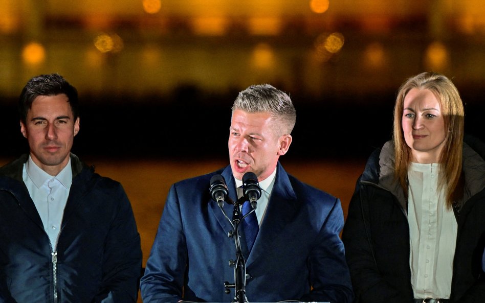 Viktor Orbán żegna się z władzą. Europa wysyła gratulacje Péterowi Magyarowi