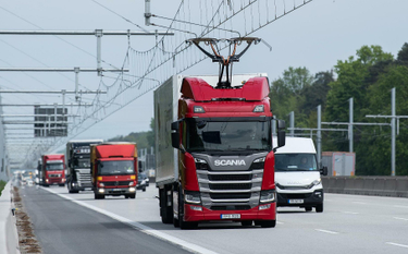 Ciężarówki z pantografem na e-autostradzie