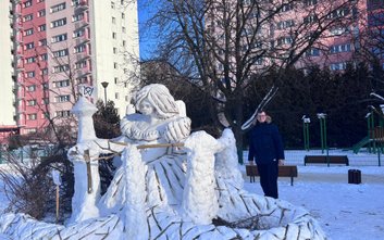 O skali bielańskiej instalacji najlepiej świadczy fakt, że dorosły mężczyzna o wzroście blisko 190 c