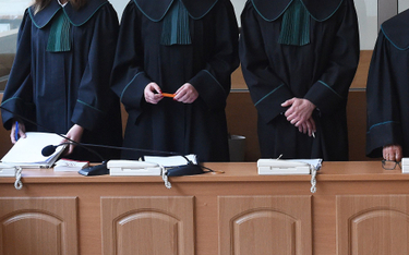 Trybunał Konstytucyjny: adwokat z wyboru i z urzędu powinni zarabiać tyle samo