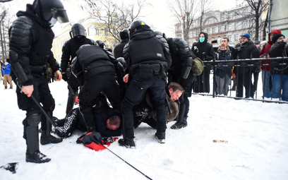 Rosja: Brutalne tłumienie demonstracji w obronie Nawalnego