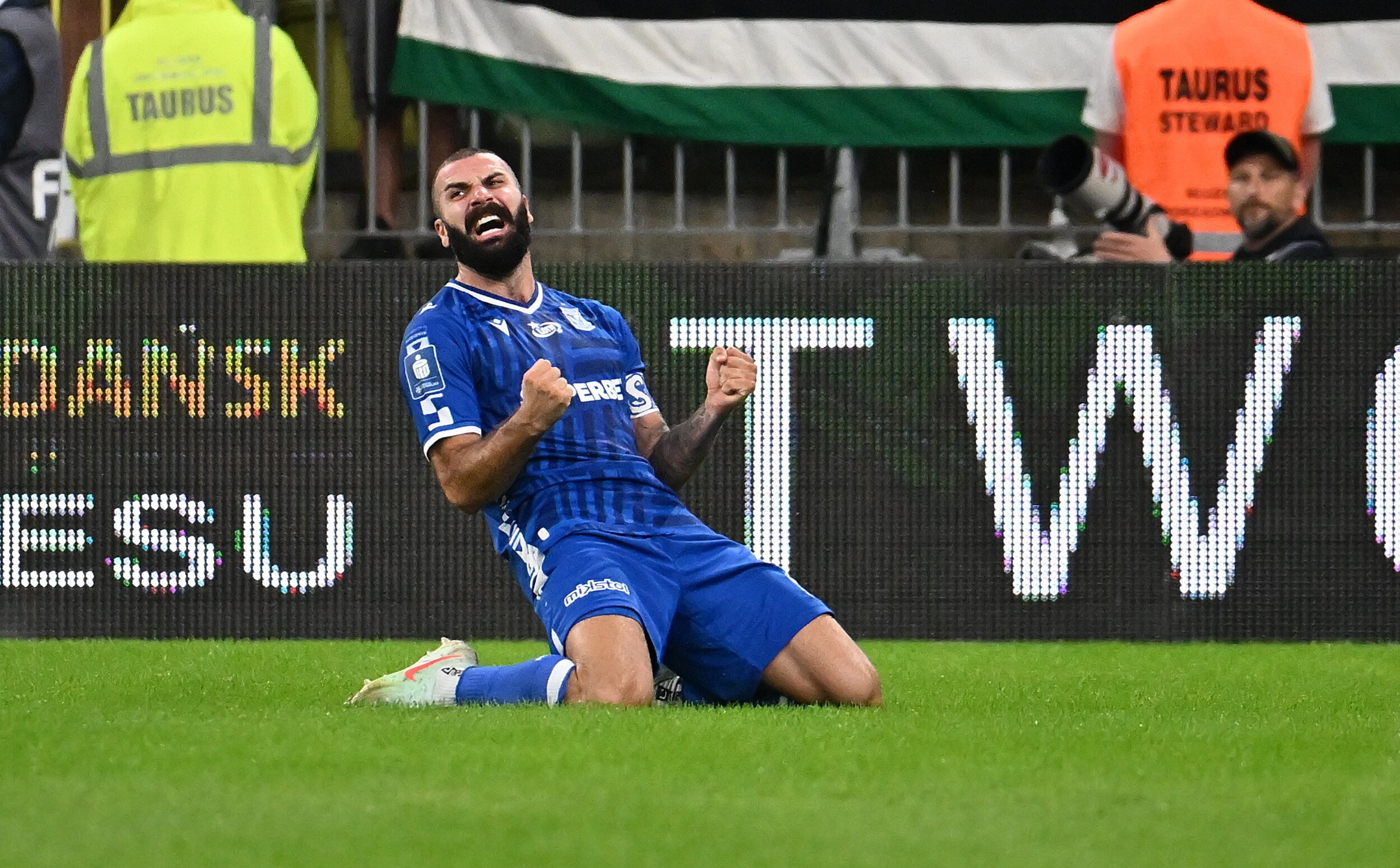 Lech Poznań ma już Ligę Konferencji i gra dalej o Ligę Mistrzów