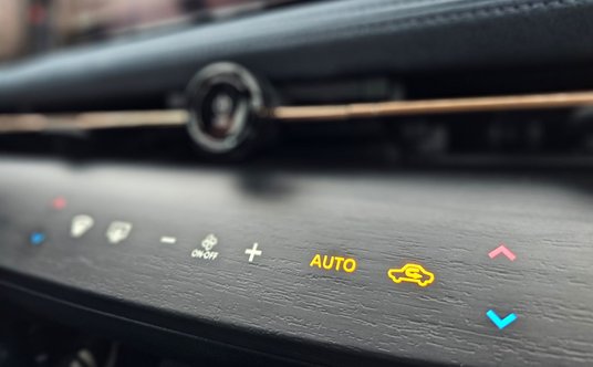 Staranne wykończenie detali Nissana Ariya