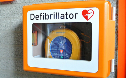 Defibrylator.