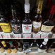 Rosja wstrzymuje import whisky, dżinu i rumu