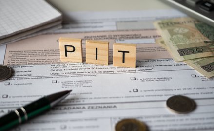 Ulga rehabilitacyjna przysługuje osobom niepełnosprawnym lub podatnikom, którzy utrzymują taką osobę