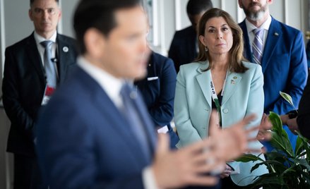 Rzeczniczka Departamentu Stanu Tammy Bruce podczas wystąpienia sekretarza stanu USA Marco Rubio