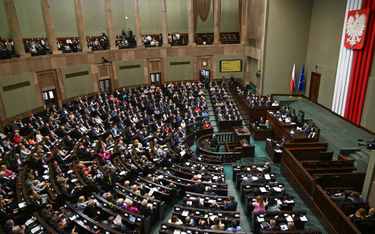 Sejm uchwalił zmiany w KRS. Mogą się zderzyć z wetem prezydenta