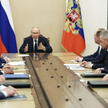 Władimir Putin w czasie spotkania z szefami resortów siłowych