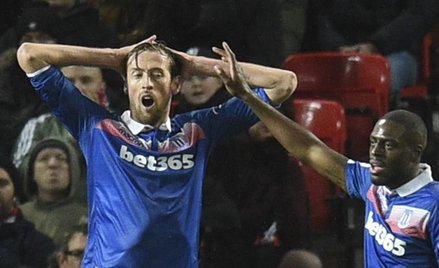 Edin Dżeko? Peter Crouch? Chelsea szuka napastnika