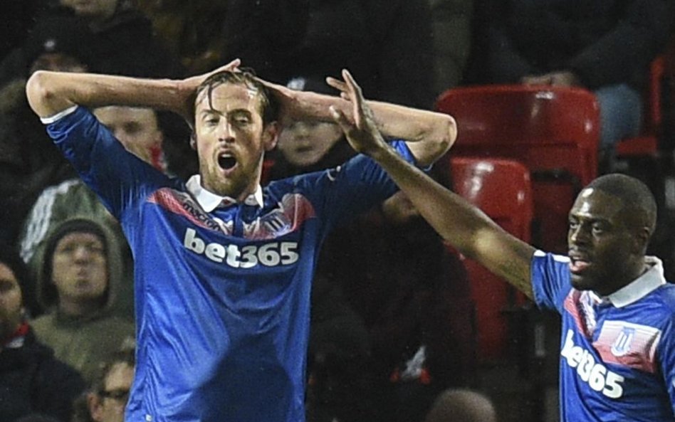 Edin Dżeko? Peter Crouch? Chelsea szuka napastnika