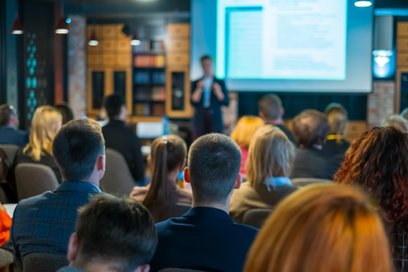 Wydarzenie skierowane jest do osób początkujących, które chcą dowiedzieć się, jak z pomocą darmowych