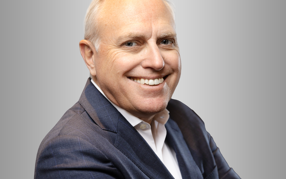 Ken Campbell od 10 listopada 2024 r. pokieruje Playem
