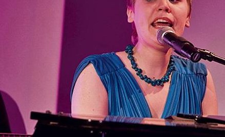 Gaba Kulka nie spoczywa na laurach. Występuje z ciekawymi artystami, wydaje kolejne płyty i zaskakuj