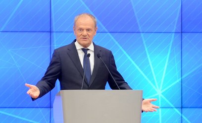 Prezes Rady Ministrów wskazał, że senior powinien dochodzić roszczeń poprzez złożenie wniosku o pono