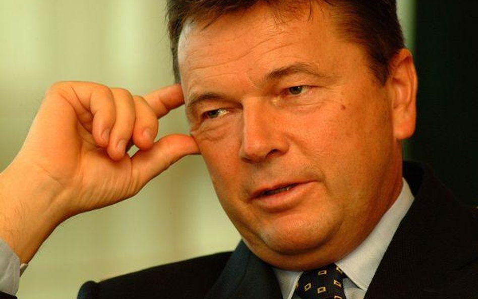 Kontrolujący 9,54 proc. kapitału WSiP Zbigniew Jakubas twierdzi, że nie odpowie na wezwanie AIG w zw