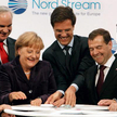 Prezydent Dmitrij Miedwiediew, kanclerz Angela Merkel oraz premierzy Francji i Holandii uruchomili g