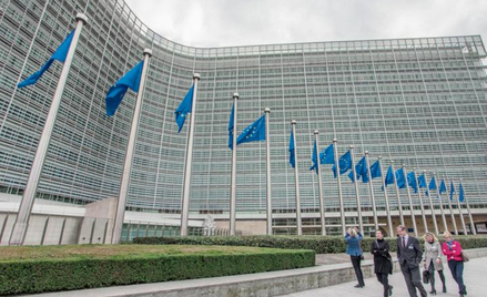 W siedzibie Komisji Europejskiej w Brukseli codziennie w południe jest organizowany briefing dla dzi