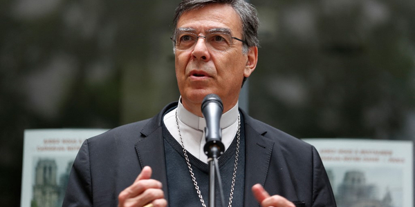 Arcybiskup Paryża proponuje rezygnację po doniesieniach o relacji z kobietą