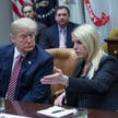 Pam Bondi - od lat jest wierna sojuszniczka Donalda Trumpa.