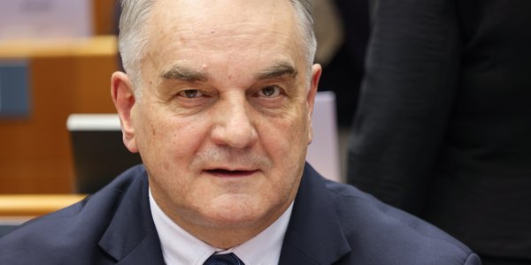 Waldemar Pawlak: Dojdzie do obniżek cen energii o 20-30 proc. Koalicja ma swoje 500+