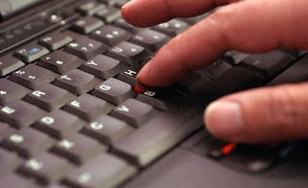 Sprzęt mobilny wygrywa z komputerami