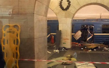 Stacja metra Technologiczeskij Institut niedługo po wybuchu.