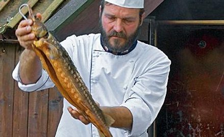 Ryby serwowane w Młynie w Klekotkach są wędzone na miejscu