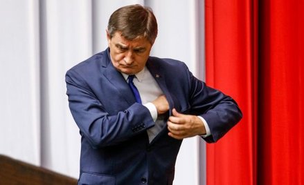 Od marca 2018 roku Marek Kuchciński odbył ponad sto lotów