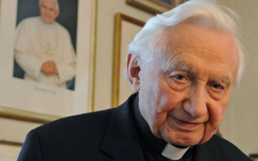 Ks. Ratzinger: Modlę się o dobrą śmierć dla mnie i brata