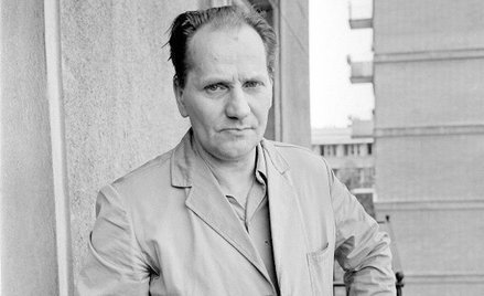 Miron Białoszewski (1922–1983) poeta, pisarz, dramaturg, zaczynał jako dziennikarz