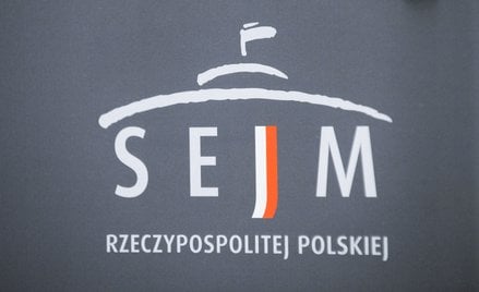 Centralny Rejestr Umów. Posłowie nie zaakceptowali propozycji rządu