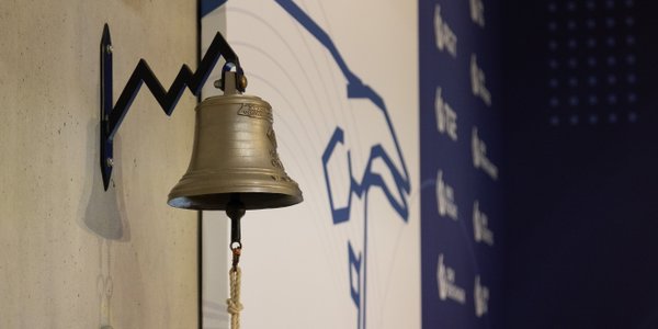 Byki nie wykorzystały rynkowej okazji. Spółki konsumenckie w odwrocie