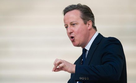 Cameron straszy wojną