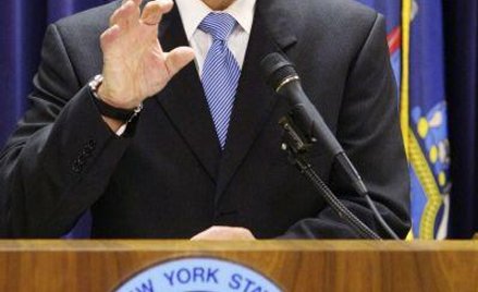 Prokurator generalny stanu Nowy Jork Andrew Cuomo podejrzewa, że banki z Wall Street ukrywały przed 