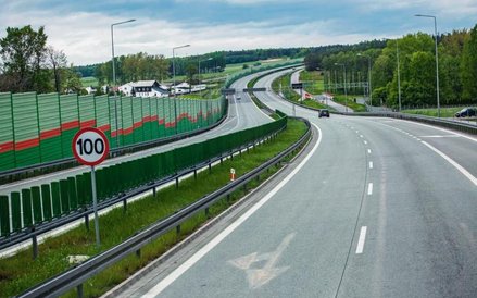 W zakładach Ursus Dzięki środkom z Krajowego Funduszu Drogowego powstała m.in. droga ekspresowa S8.