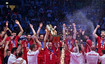 Polscy siatkarze po zwycięstwie w finale mistrzostw Europy