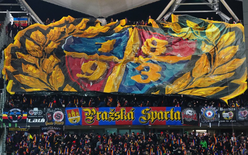 Kibice Sparty Praga na Stadionie Wojska Polskiego, Warszawa, 27 listopada