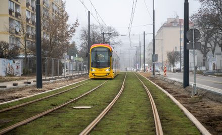 Niemal 60 lat musieliśmy czekać na powrót linii tramwajowej na ten odcinek Rakowieckiej