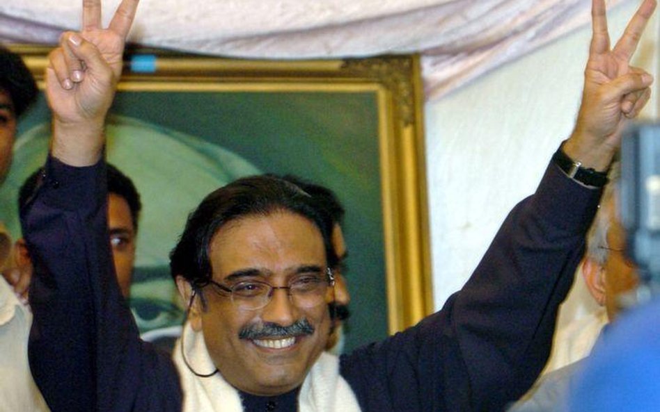 Faworytem wyborów jest Asif Ali Zardari, wdowiec po Benazir Bhutto