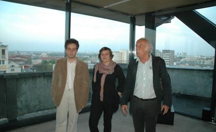 Kuratorzy wystawy z jej opiekunem merytorycznym prof. Andrzejem Turowskim; fot. Lilianna Lewandowska