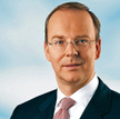 Martin Blessing pochodzi z rodziny bankierów. Jego dziadek był prezesem Bundesbanku, a ojciec zasiad