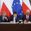Przewodniczący Platformy Obywatelskiej Donald Tusk, lider Polski 2050 Szymon Hołownia i współprzewod