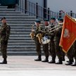 Minister obrony Antoni Macierewicz podczas uroczystości składania przysięgi przez pierwszych żołnier