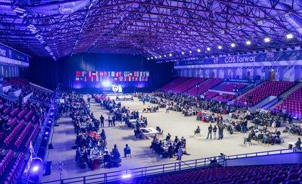 Na płycie warszawskiego Torwaru rywalizuje 40 drużyn. W rywalizacji liczą się precyzja, współpraca, 