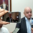 Gianni Infantino chce uderzyć w piłkarskich agentów