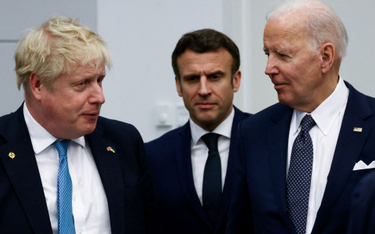 Boris Johnson, Emmanuel Macron i Joe Biden