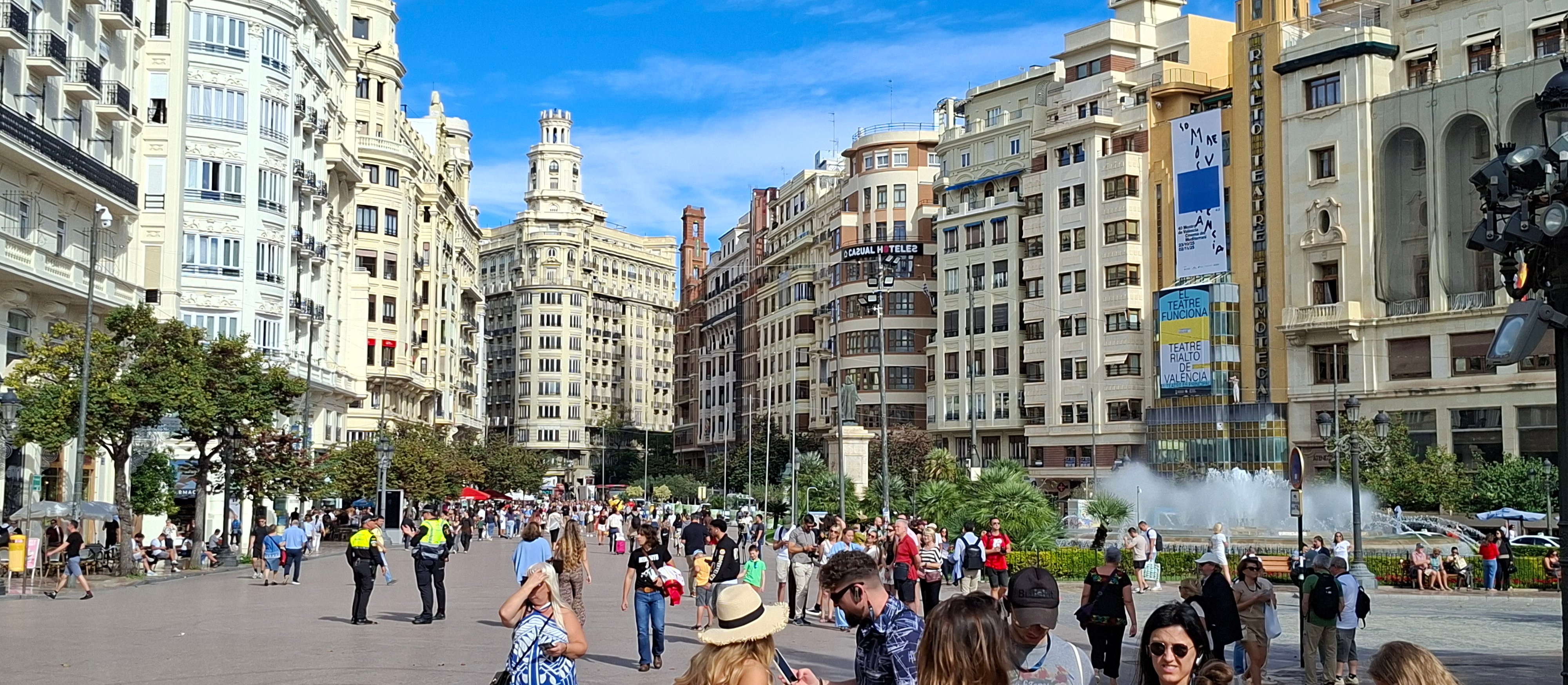 Regiony Hiszpanii w obronie turystyki. „To nie problem, ale motor gospodarki”